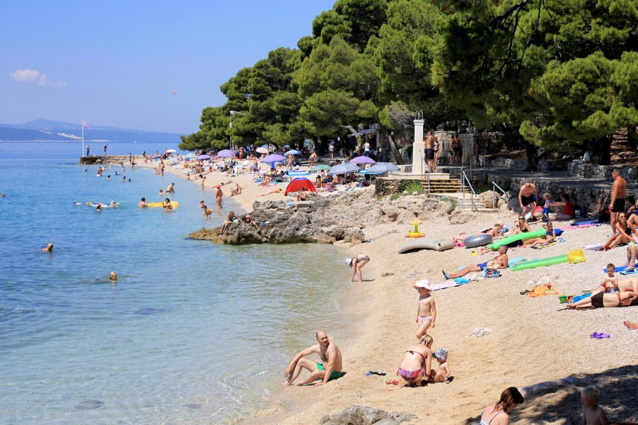 Apartments By The Sea Brela, Makarska - 16065 Exteriér fotografie
