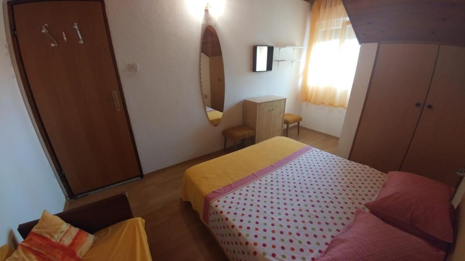 Apartments By The Sea Brela, Makarska - 16065 Pokoj fotografie
